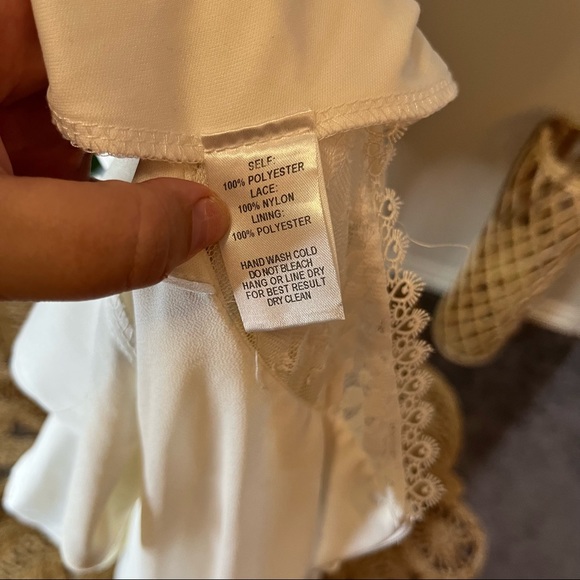 Sold Out LuLu’s Celebrate the Moment White Lace Maxi Dress Size XL - Picture 11 of 15